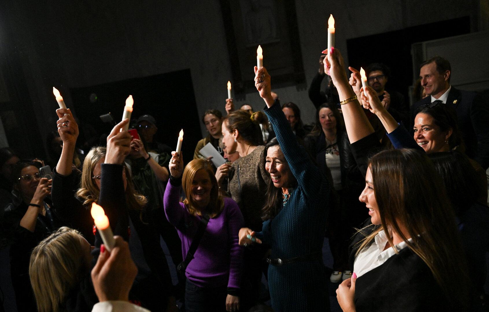 Freigabe der Epstein-Akten: Senat leitet Gesetz an Trump weiter