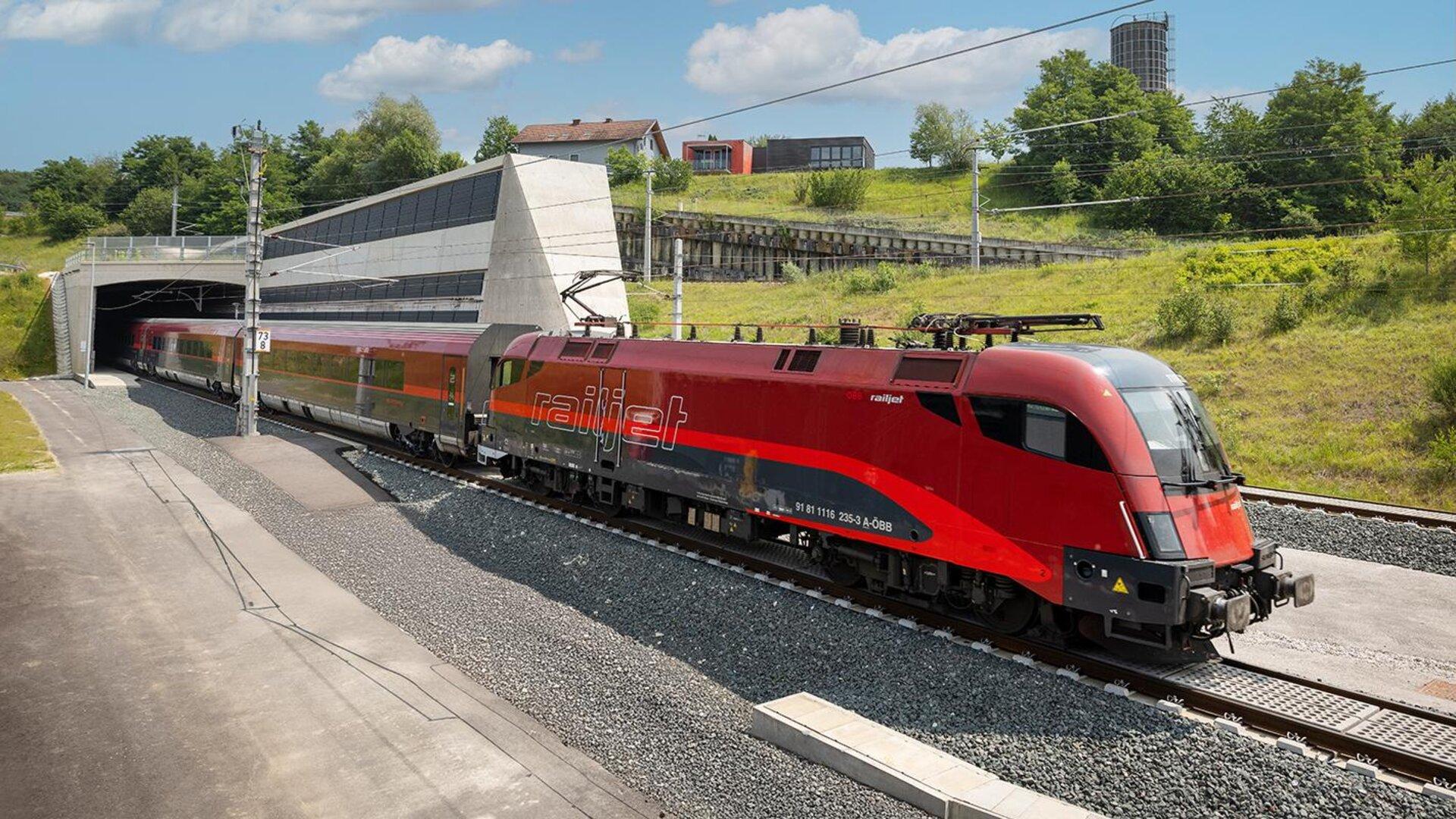Erneuerter Railjet präsentiert - "Koralmjet" bereit für Südbahn