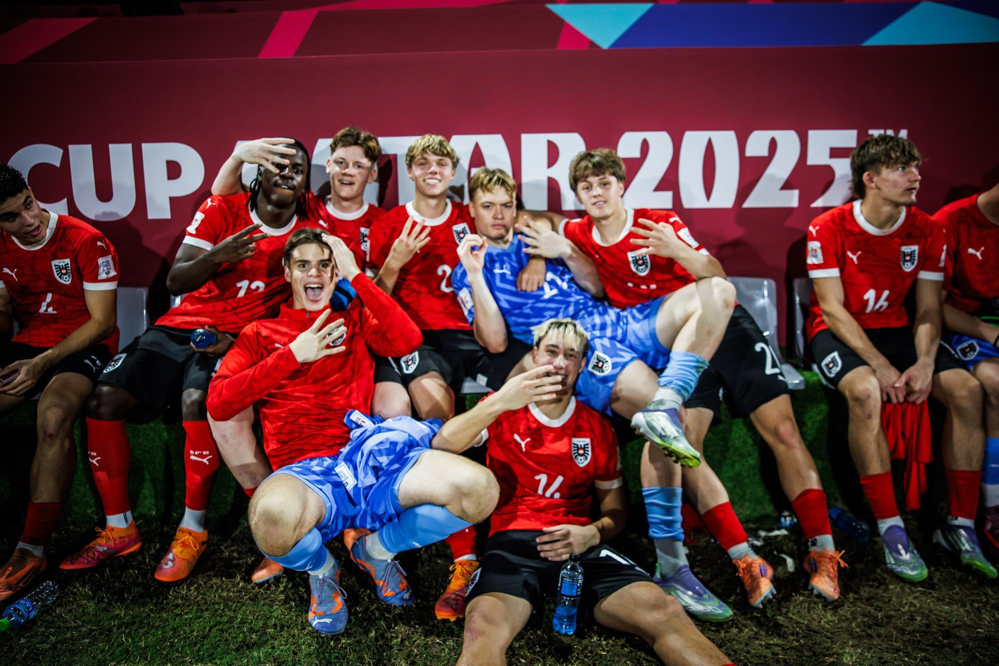 ÖFB-U17 feiert das 4:0 gegen England