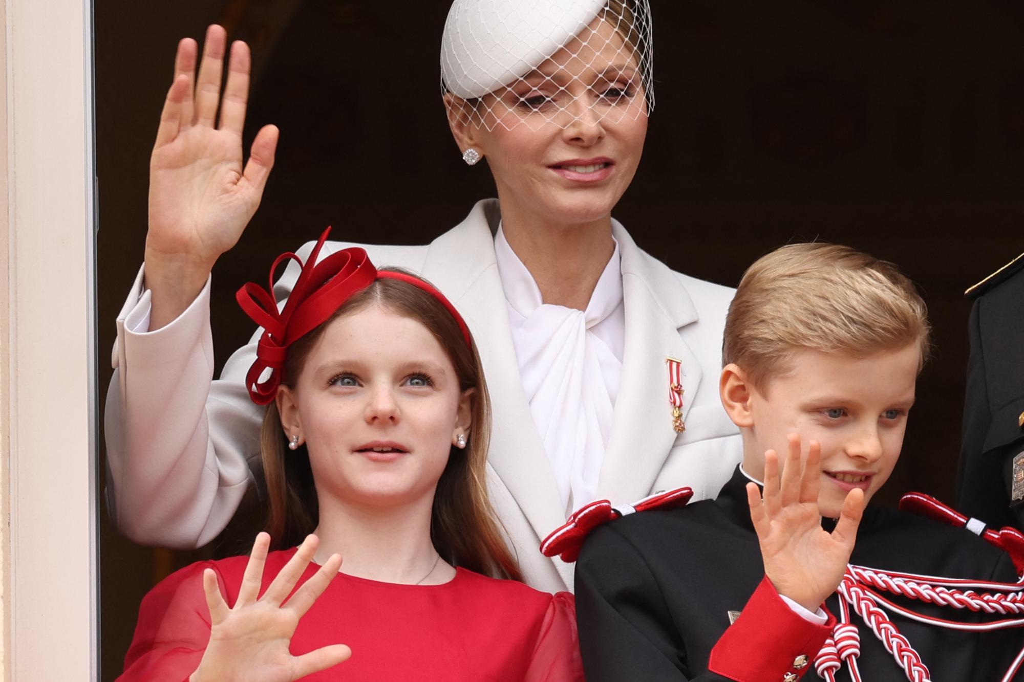 Monaška dvojčka Jacques in Gabriella praznovala 11. rojstni dan z novimi portreti