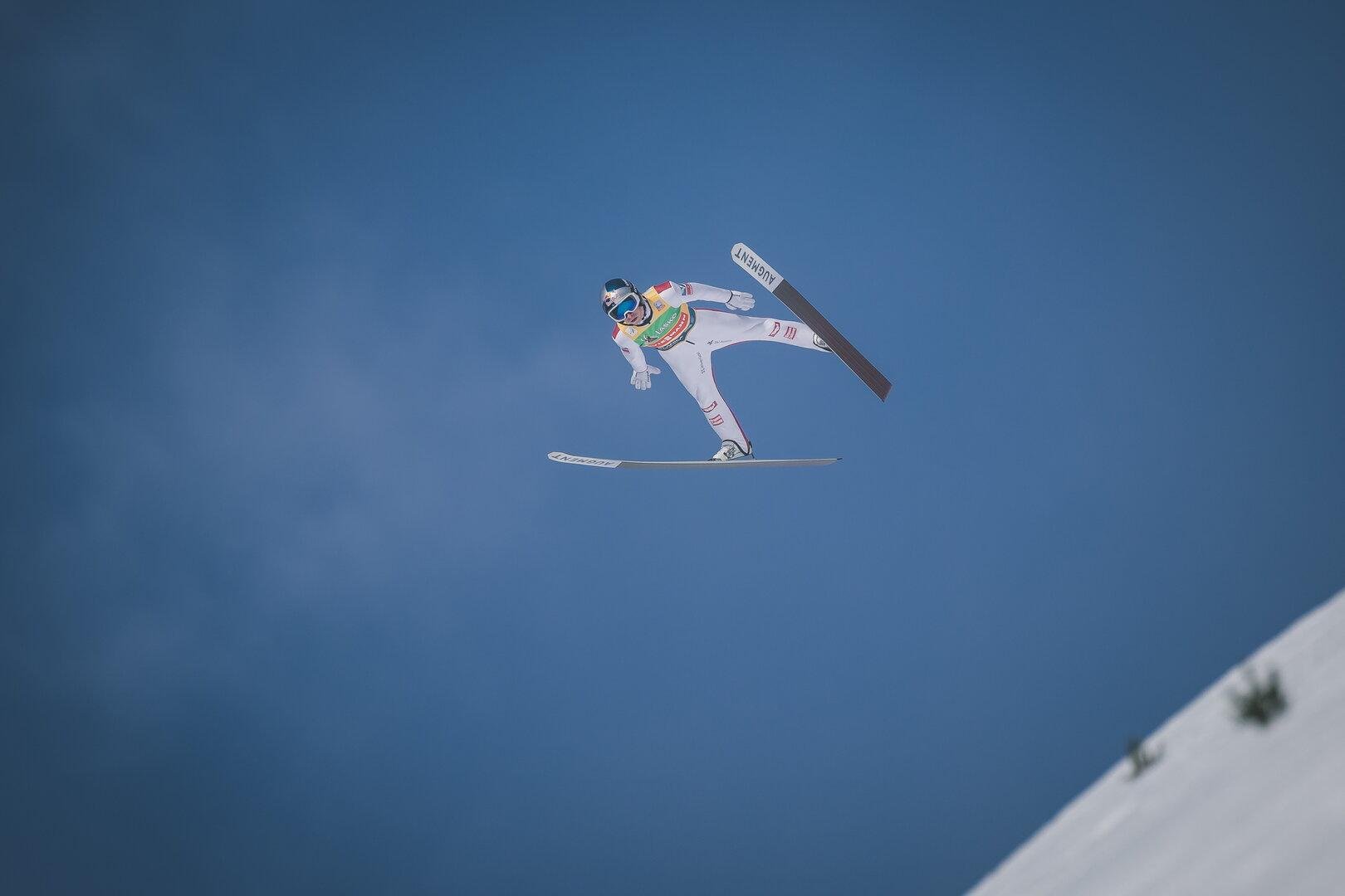 Dreifachsieg der ÖSV-Springer beim Saisonauftakt in Lillehammer