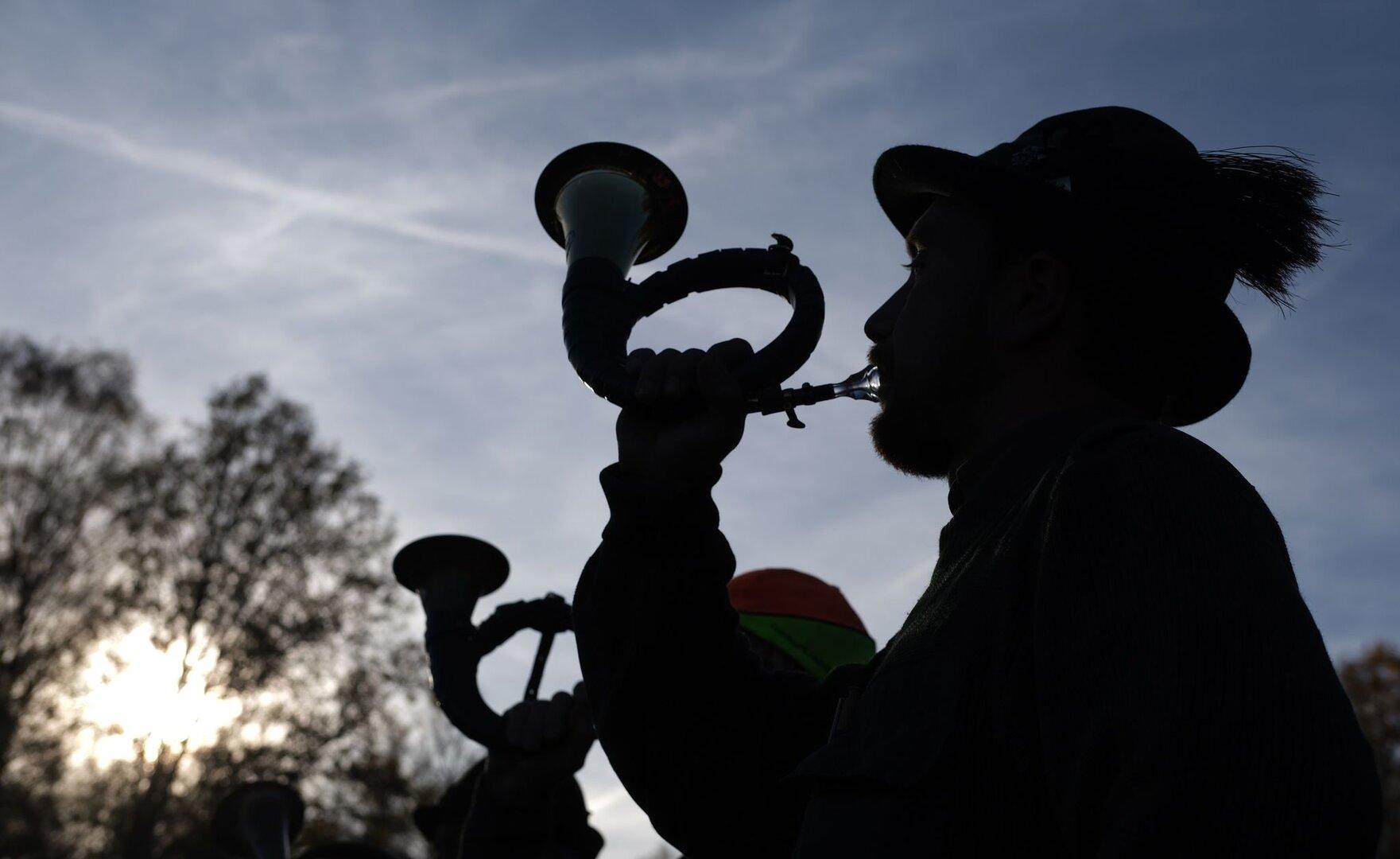 V Sipbachzellu rešili lovca, ki ga je poškodoval padajoči veja