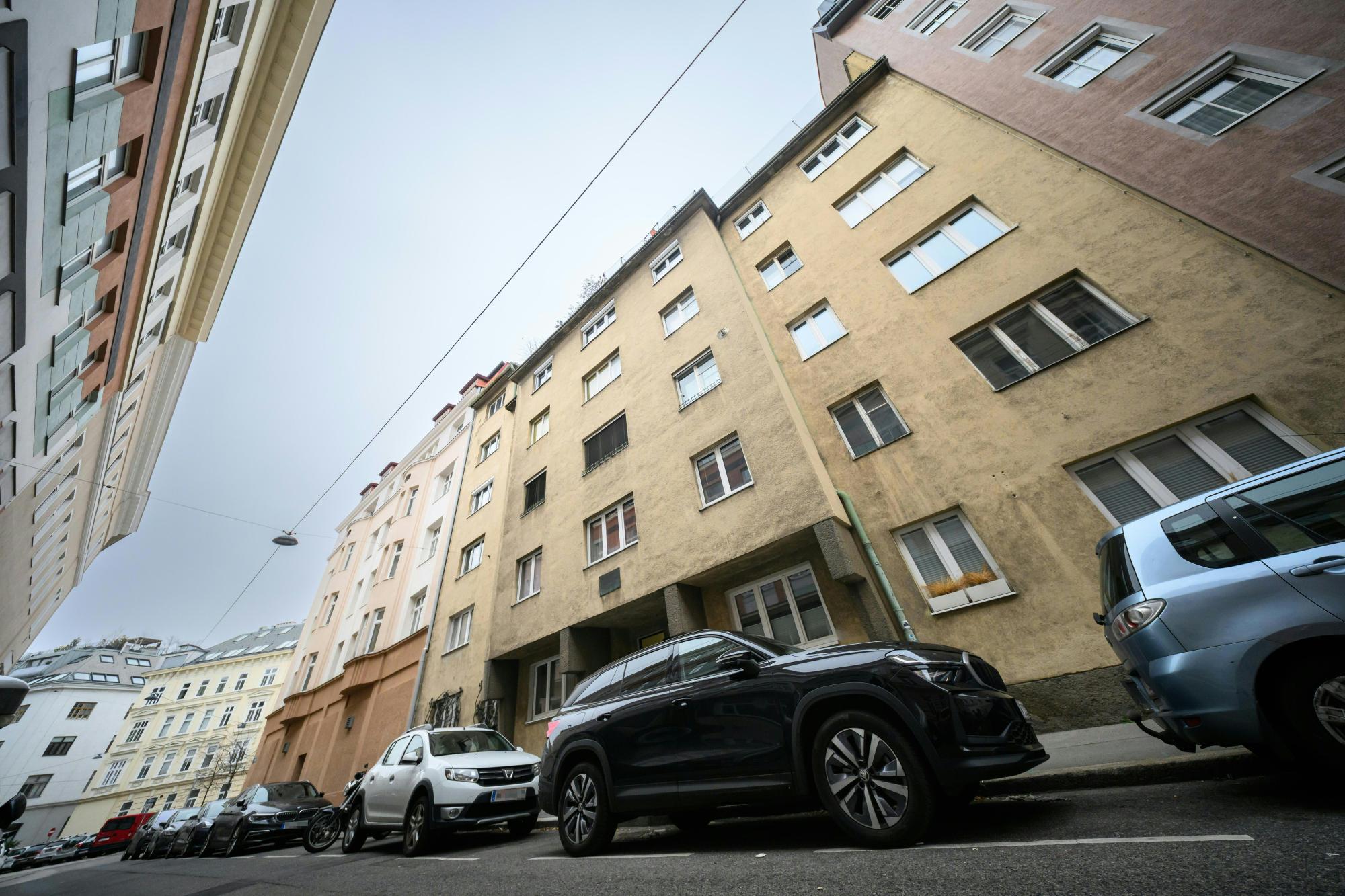 Mordalarm in Wien: Unbekannter Mann erstochen aufgefunden