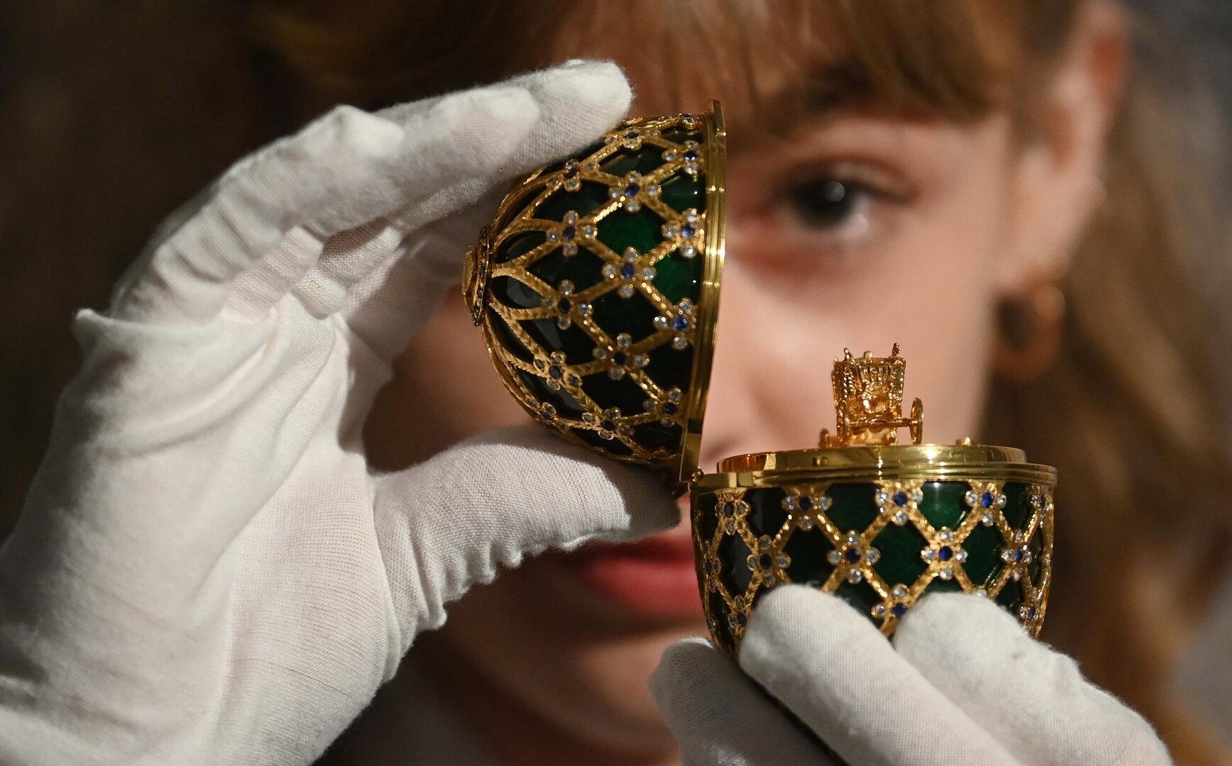 Polizei bekam von Dieb verschlucktes Fabergé-Ei  auf natürlichem Wege zurück