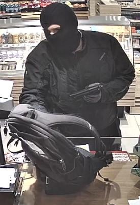 2.000 Euro Belohnung: Wer kennt diesen Tankstellenräuber aus Wien und NÖ?