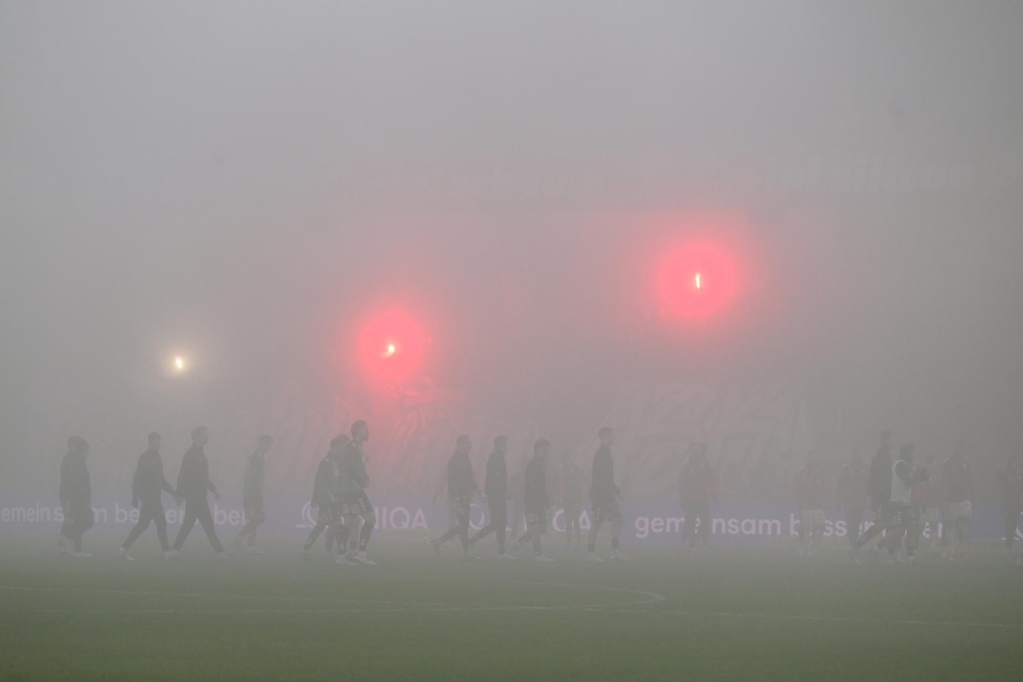 Kein Durchblick in Ried: Nebel verhindert das Halbfinale