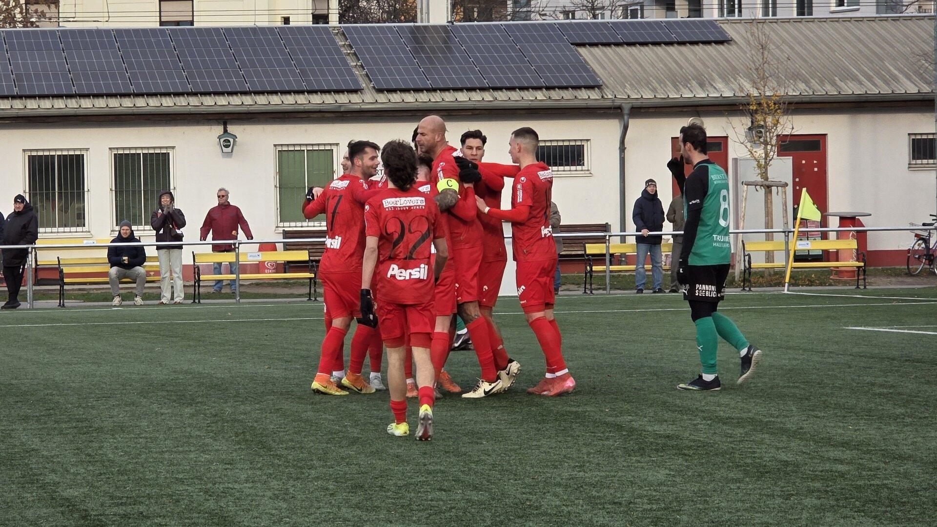 Start der "Wochen der Wahrheit": Wiener Viktoria dominiert Retz