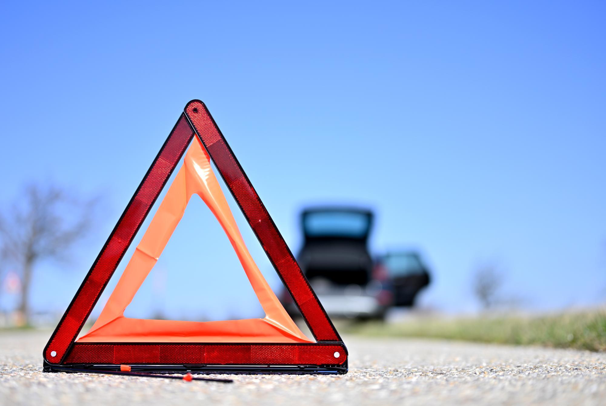 Geburt im Auto: Frau bringt Baby auf Pannenstreifen zur Welt