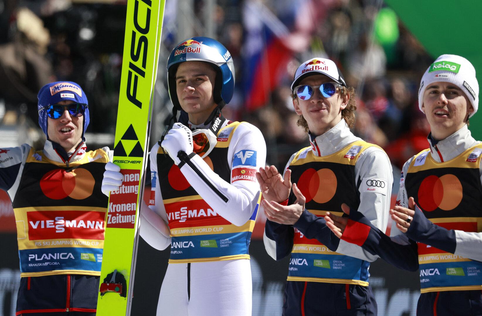 Erfolgreiches Skiflug-Team: Stefan Kraft, Stephan Embacher, Daniel Tschofenig und Markus Müller.