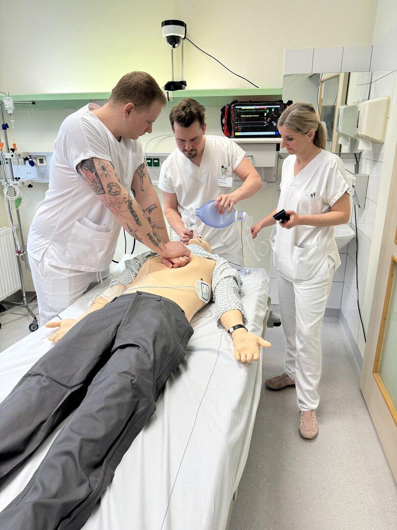 Für den Ernstfall gerüstet: Reale Trainingsszenarien in der Klinik