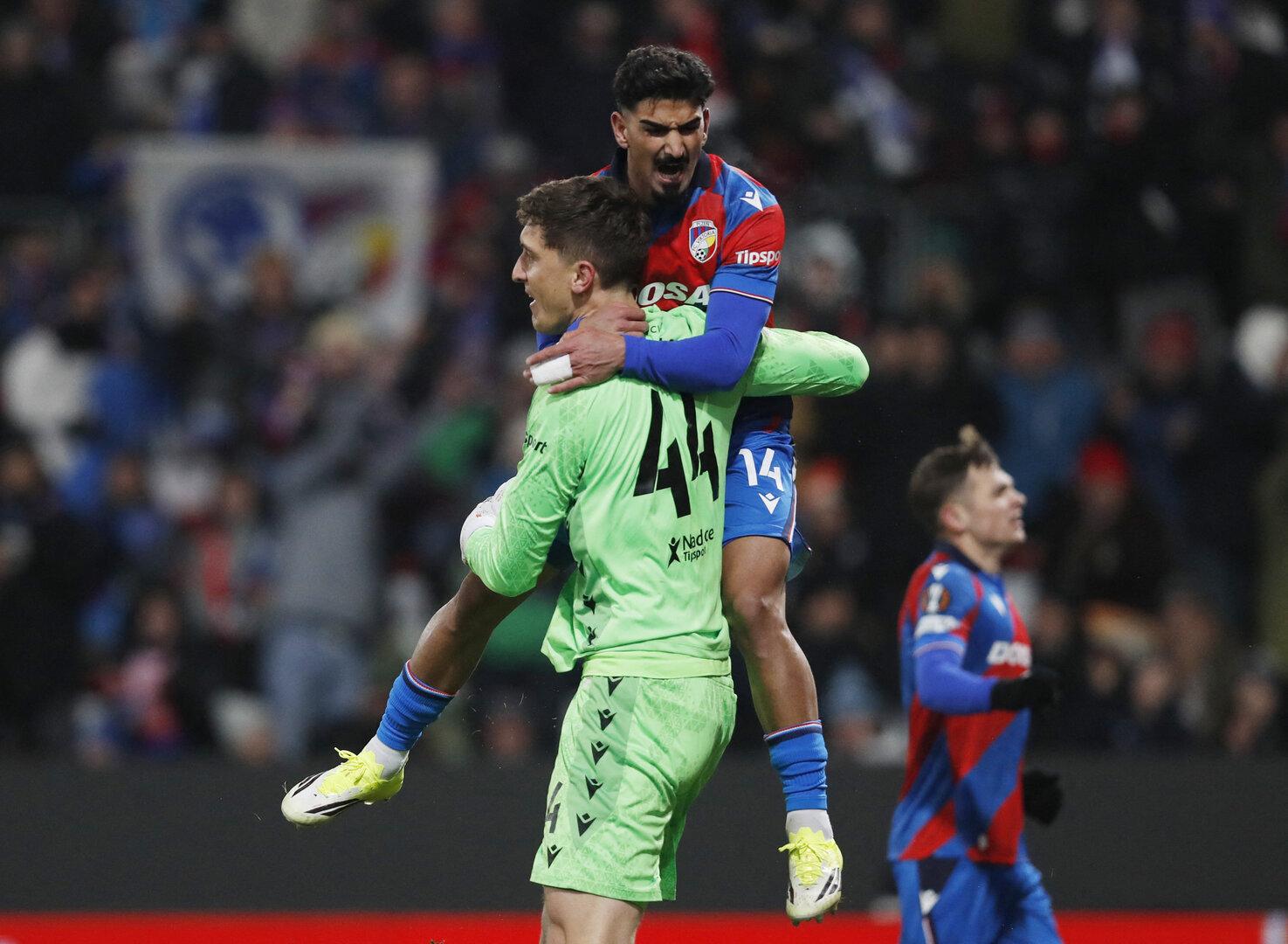 ÖFB-Teamspieler verlängert Vertrag im Ausland