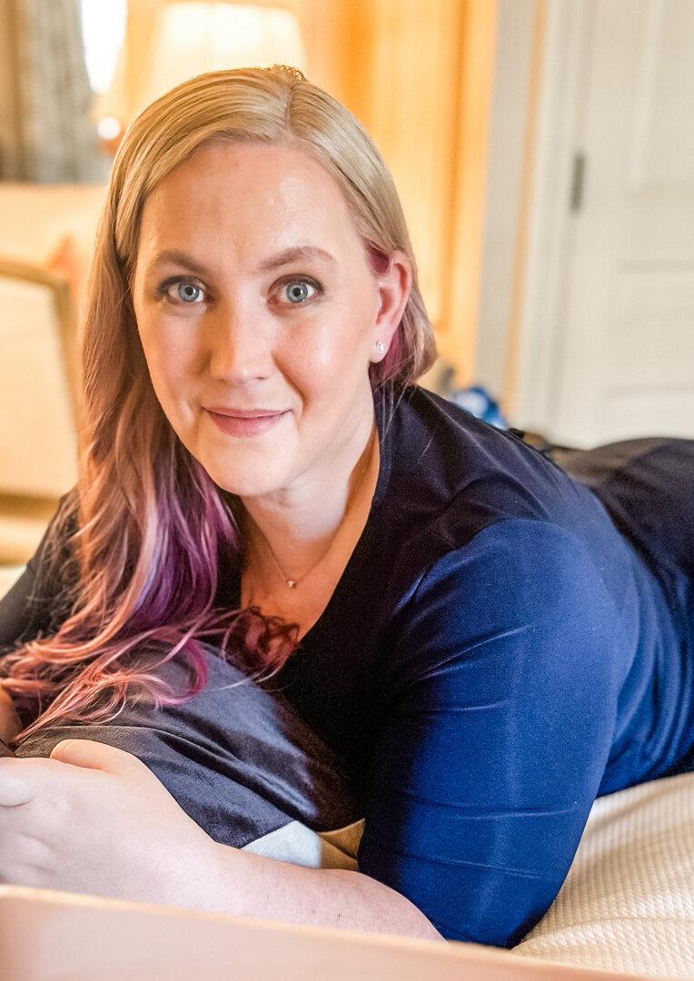 Romane von Rebecca Yarros: Männer, heiß wie Drachenfeuer