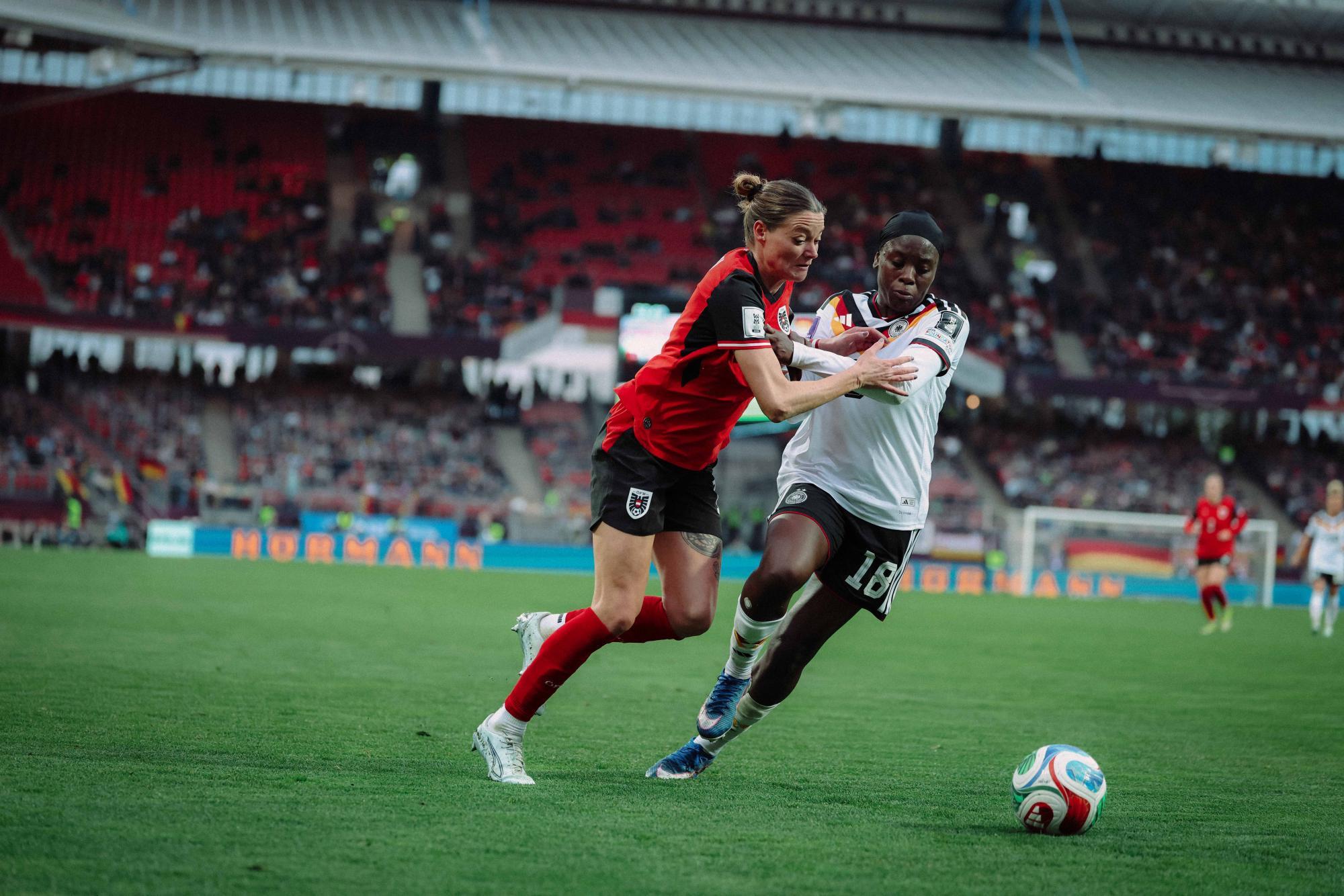 Hanshaw im Duell mit Anyomi