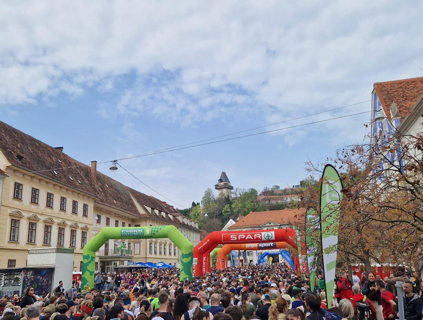 Freude und Gemeinschaft beim Graz-Halbmarathon