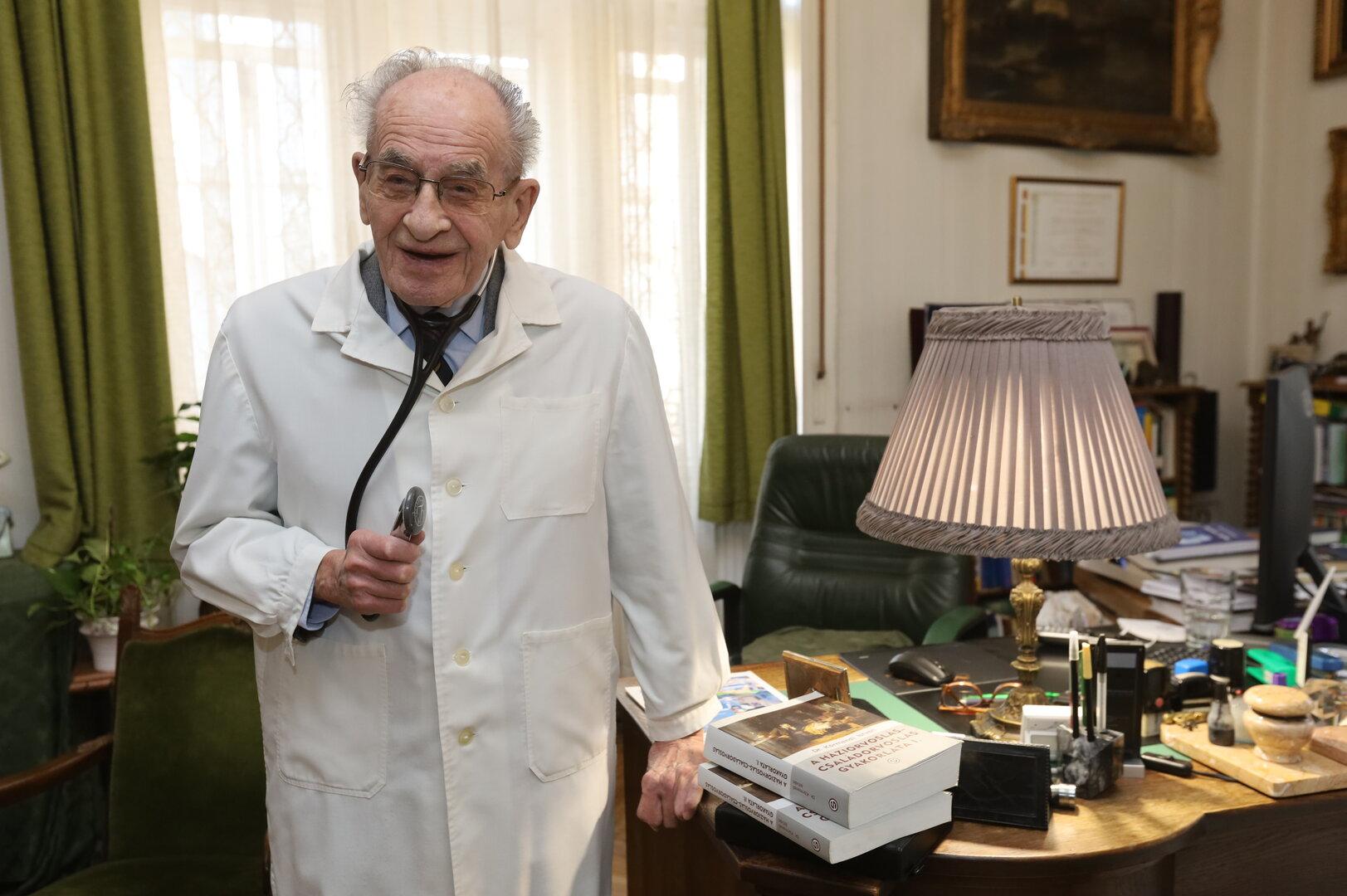 Der weltweit älteste Arzt ist gestorben