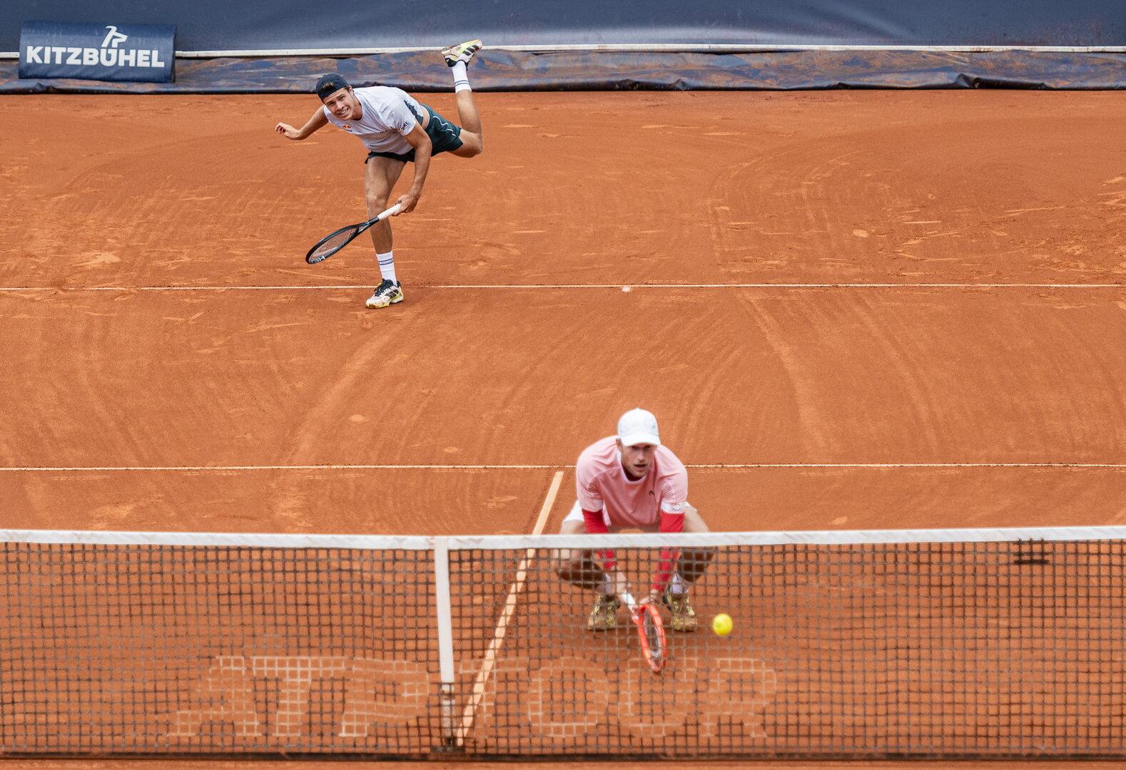 Neil Oberleitner im Vordergrund