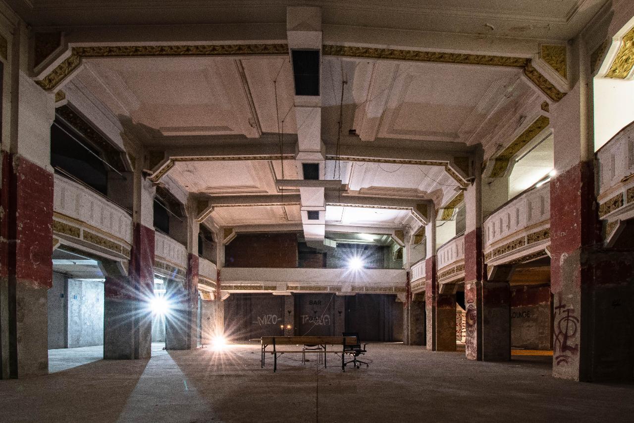 Lost Place: Illegale Bautätigkeit bei Wiener Kult-Theater?