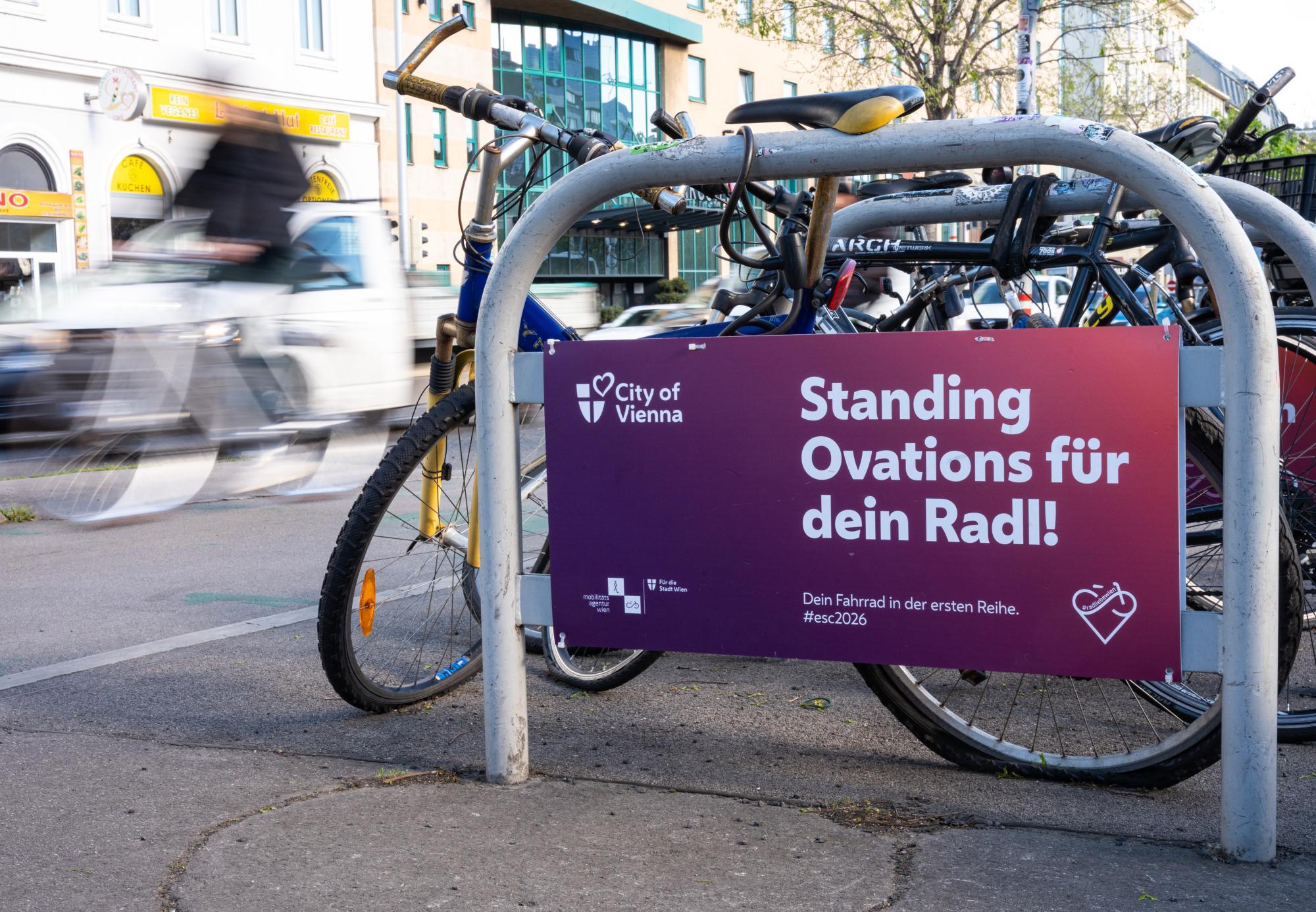 Fahrraddieb auf frischer Tat ertappt: 48-Jähriger in Neubau festgenommen