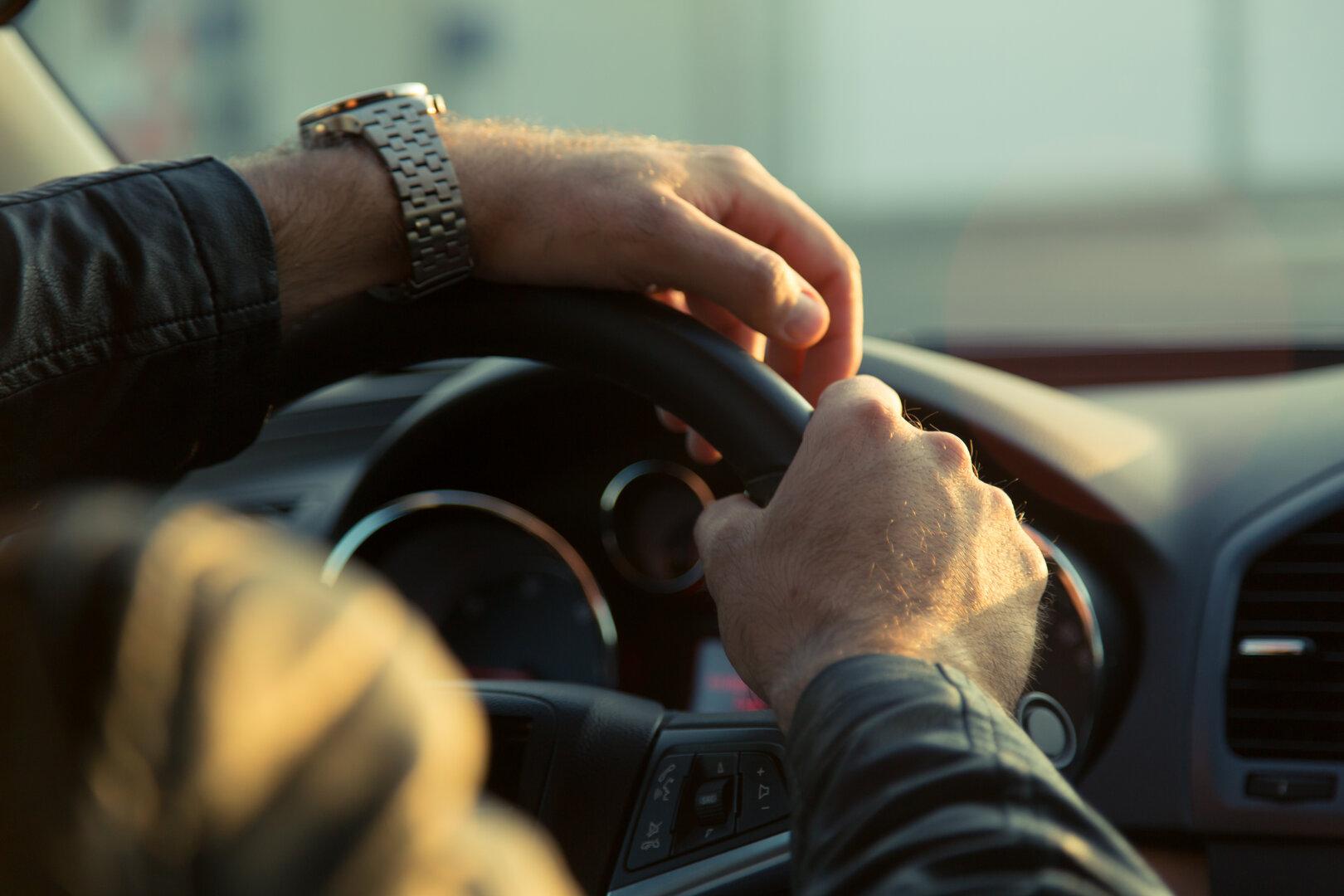 Bedeutung des Deutens: Die Geheimsprache beim Autofahren