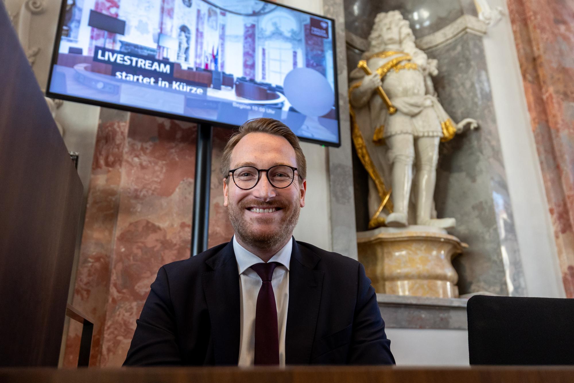 Anti-Inszenierungs-Video: Dornauer-Nachfolger Wohlgemuth mit schrägem KI-Video