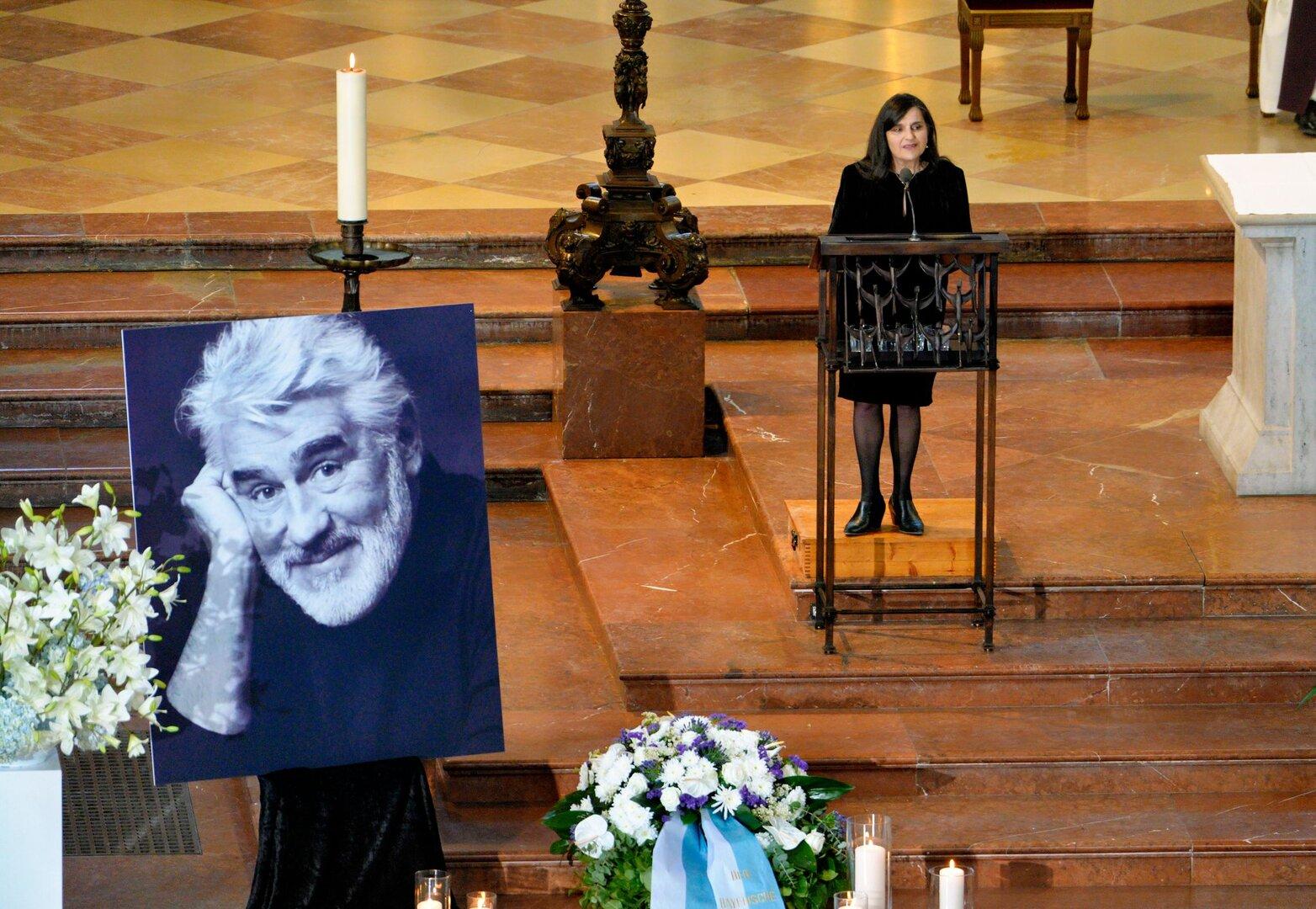 Mario Adorf schickte vor seinem Tod ein Paket an Iris Berben