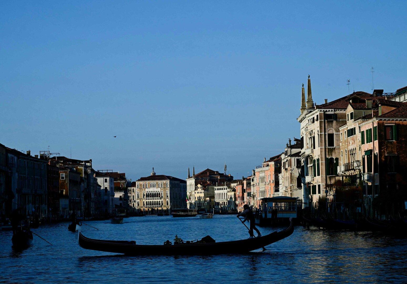 Drei Jugendliche in Kanal in Venedig gefallen: 20-Jähriger ertrunken
