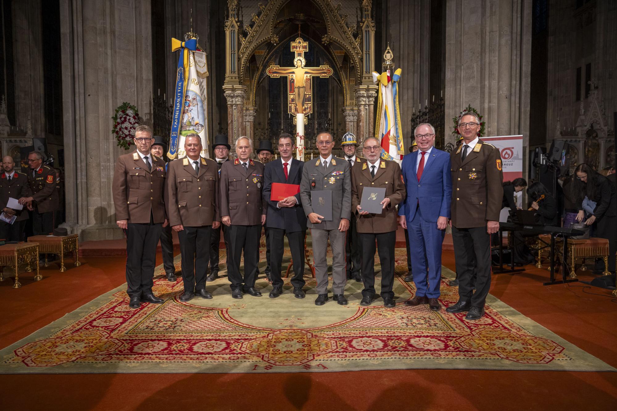 Florianiempfang der NÖ Feuerwehren im Stift Heiligenkreuz
