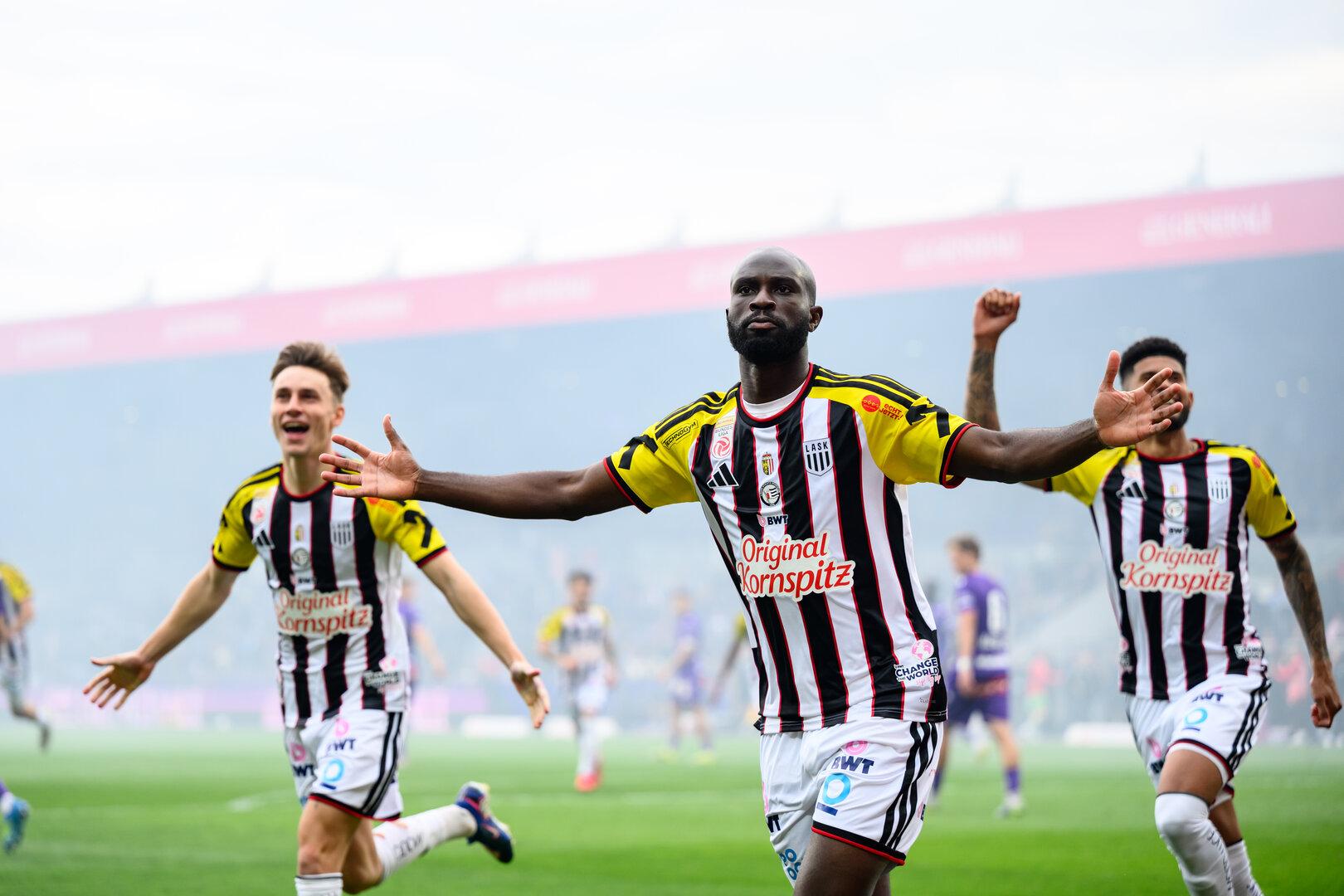 FUSSBALL: ADMIRAL BUNDESLIGA / MEISTERGRUPPE / 10. RUNDE: FK AUSTRIA WIEN - LASK