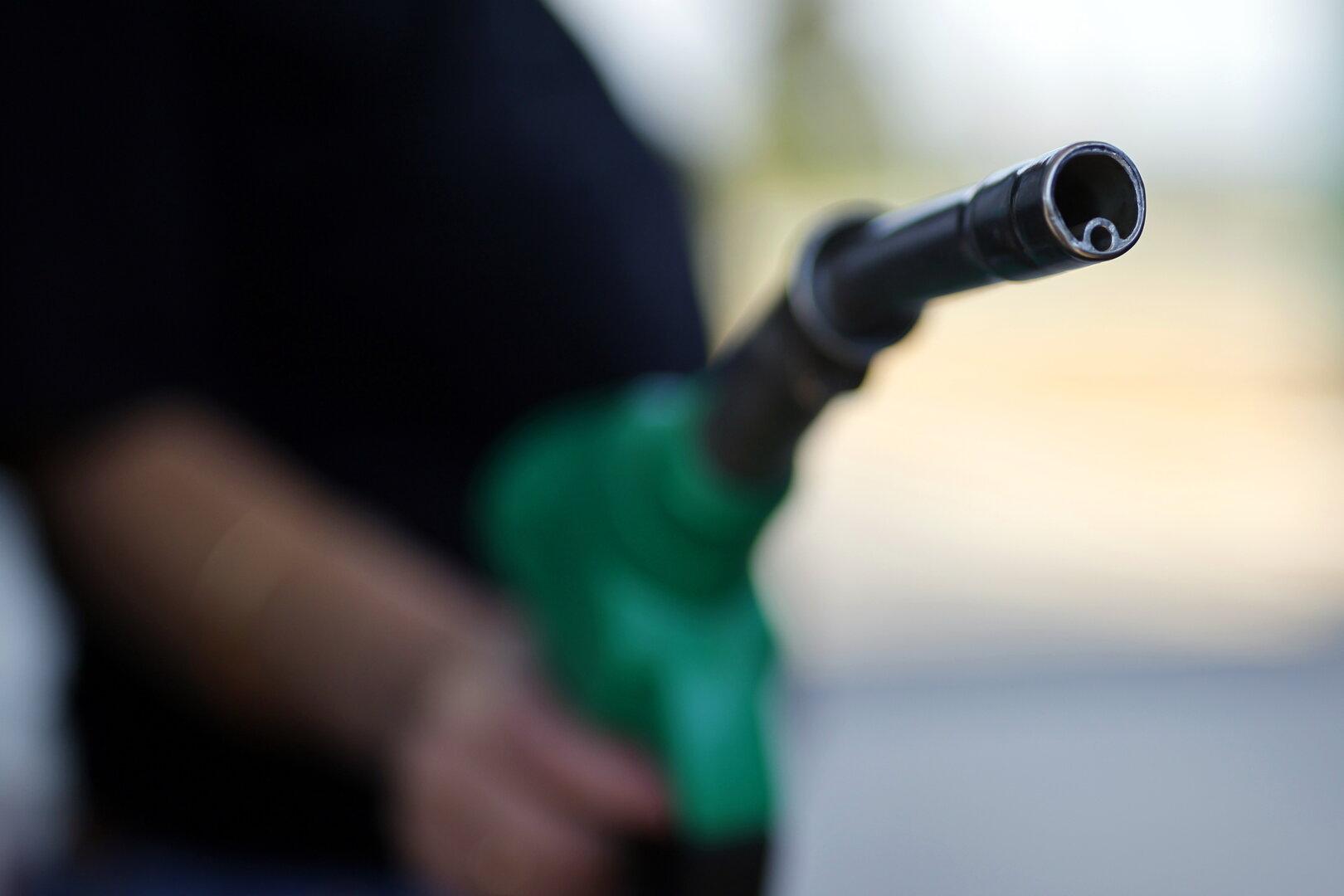 Ölvorräte schrumpfen rasant: Warnung vor Spritmangel im Sommer