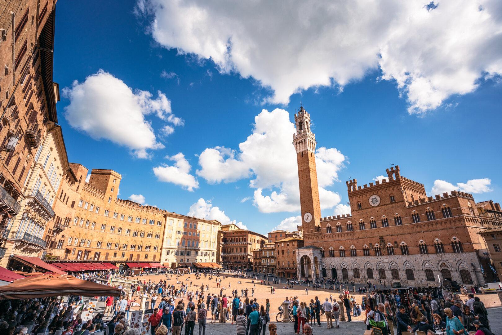 Urlaub in Siena: Warum sich ein Trip besonders im Juni lohnt