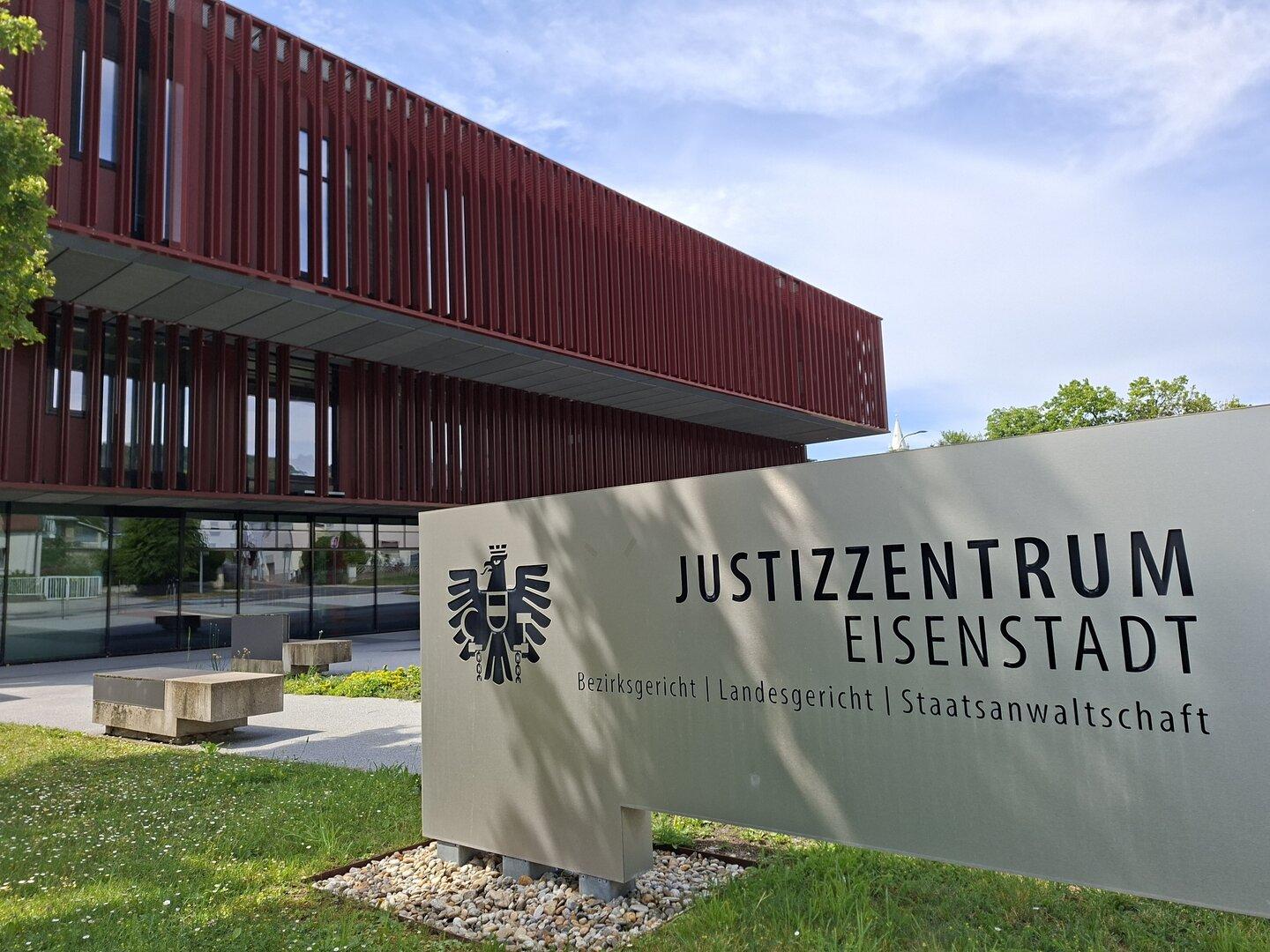 Kind mit Elektroschocker zum Lernen animiert: "Wir haben uns