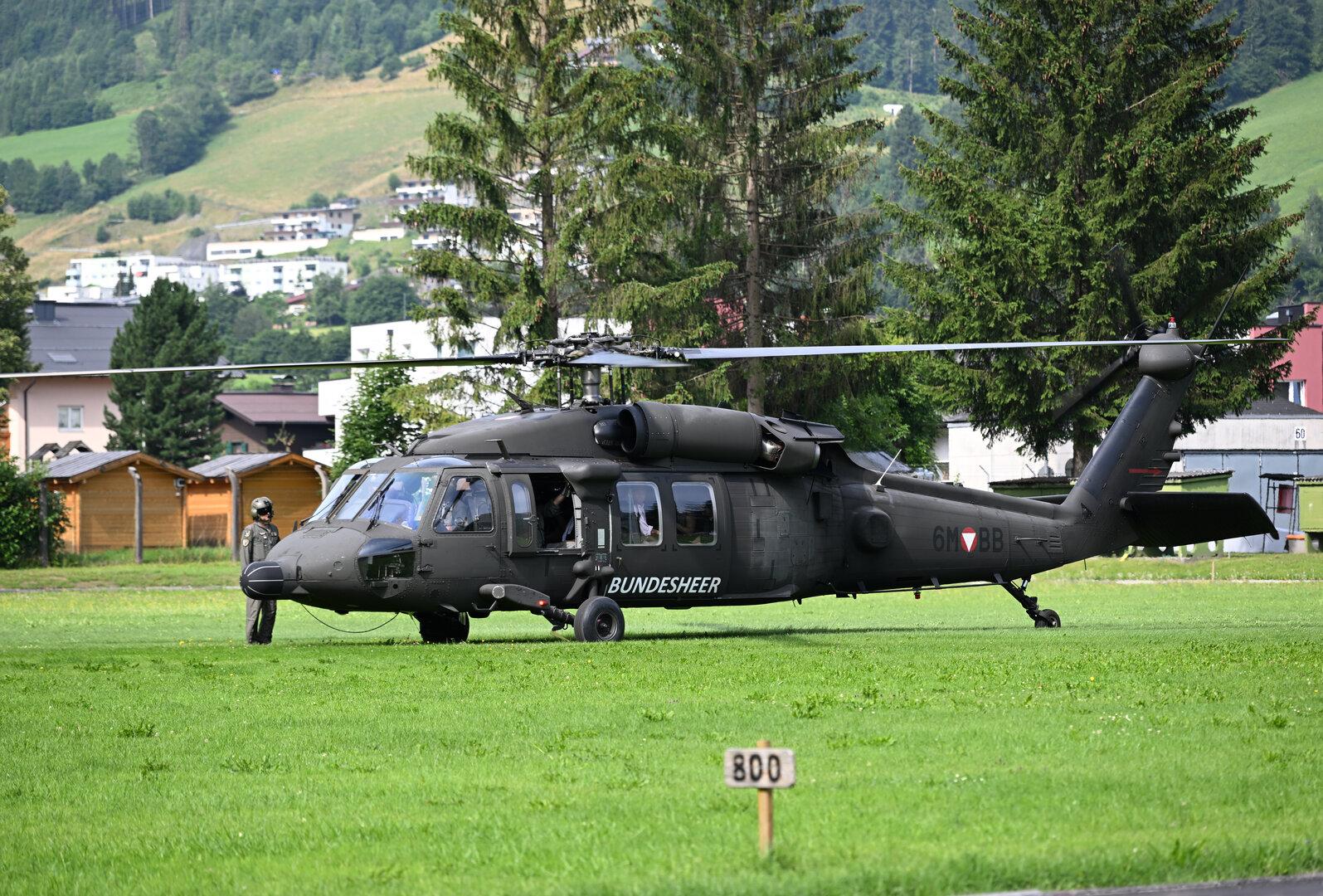 Black Hawk in NÖ nur kurz "down": Notlandung nach Warnung im
