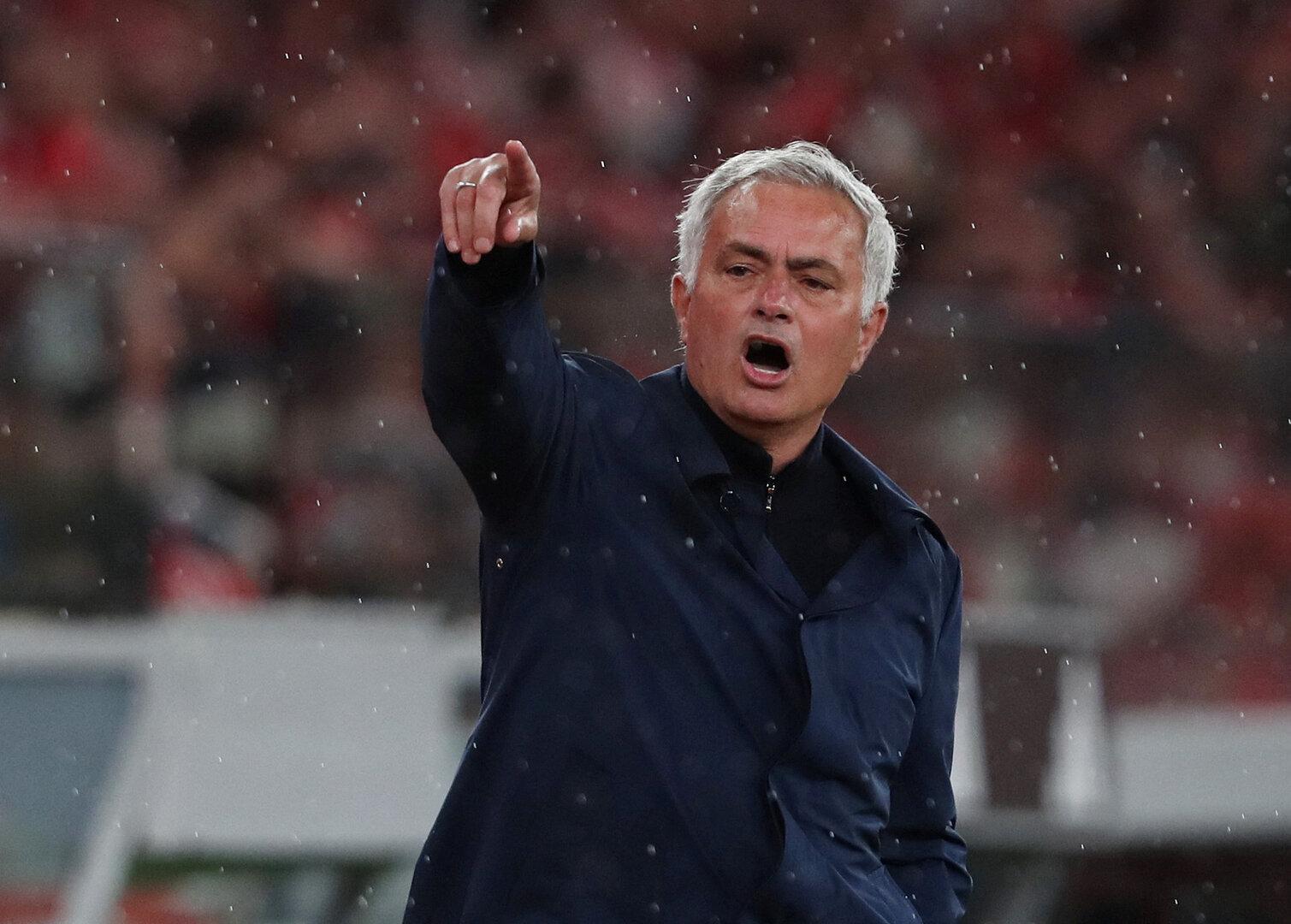 Trainer Jose Mourinho auf der Seitenlinie