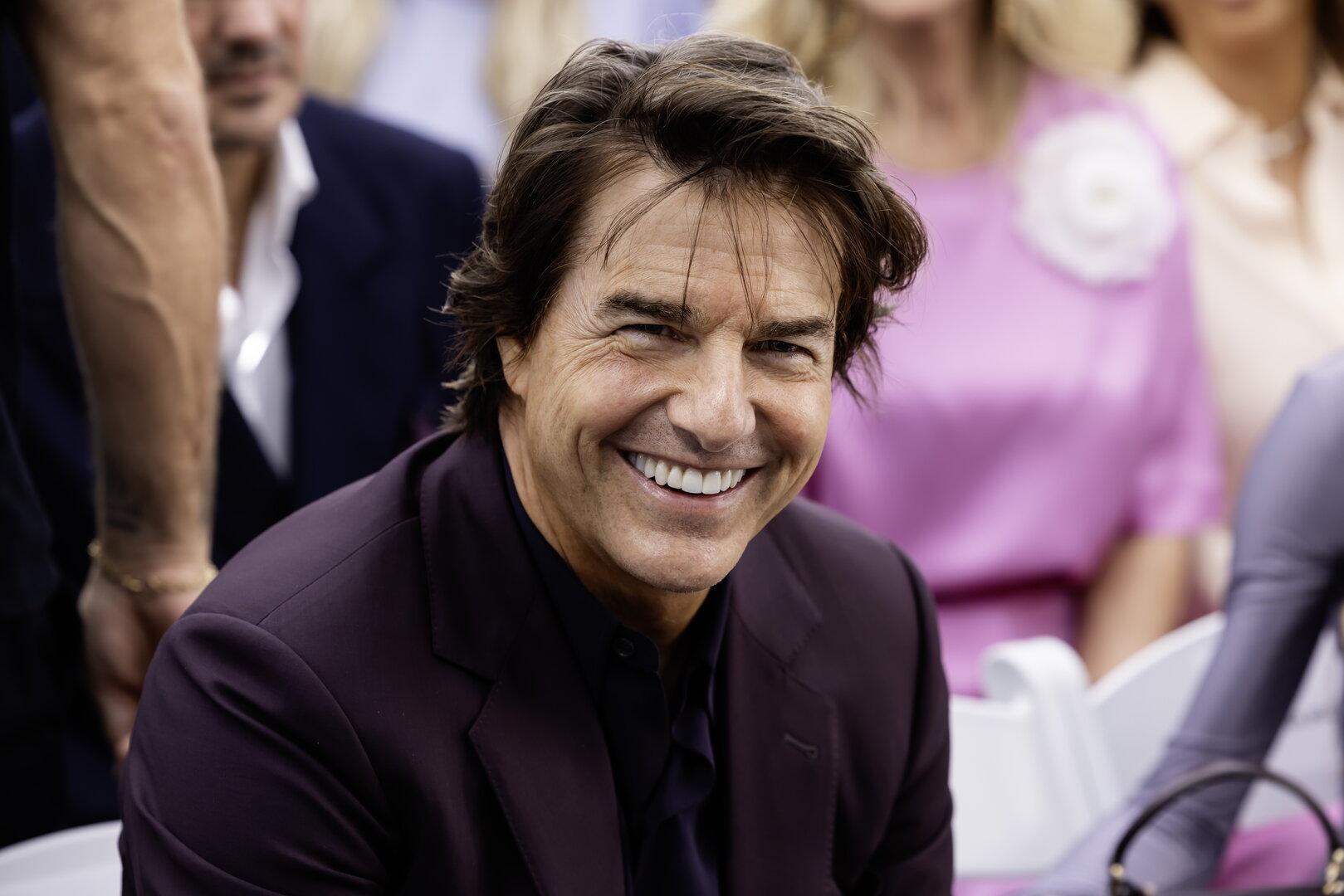 „Digger“: Tom Cruise mit Bauch und Halbglatze