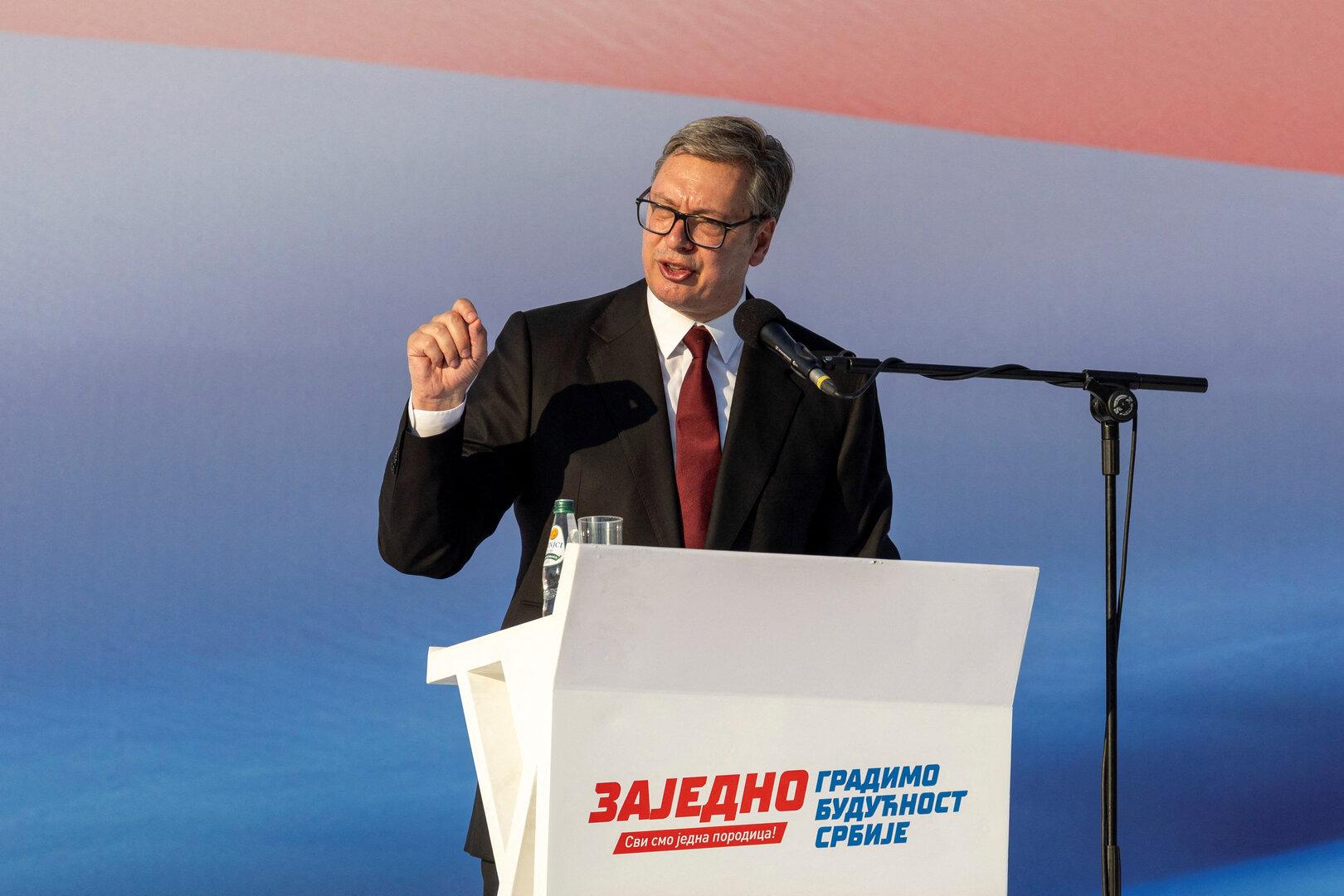 Serbiens Präsident Vucic kündigt Rücktritt und Neuwahlen an