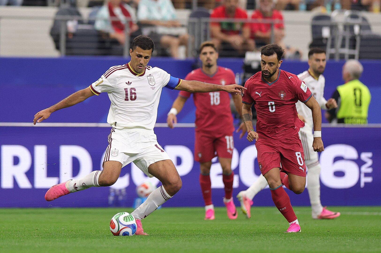 FOI-SOC-SPO-WCS-PORTUGAL-V-SPAIN:-ROUND-OF-16-FIFA-WORLD-CUP-2