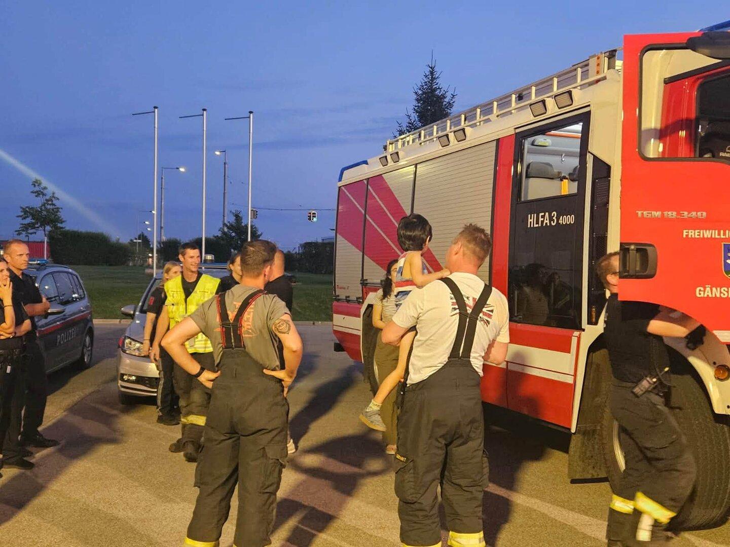 Vierjähriger spurlos verschwunden: Suchaktion in NÖ mit Happy End