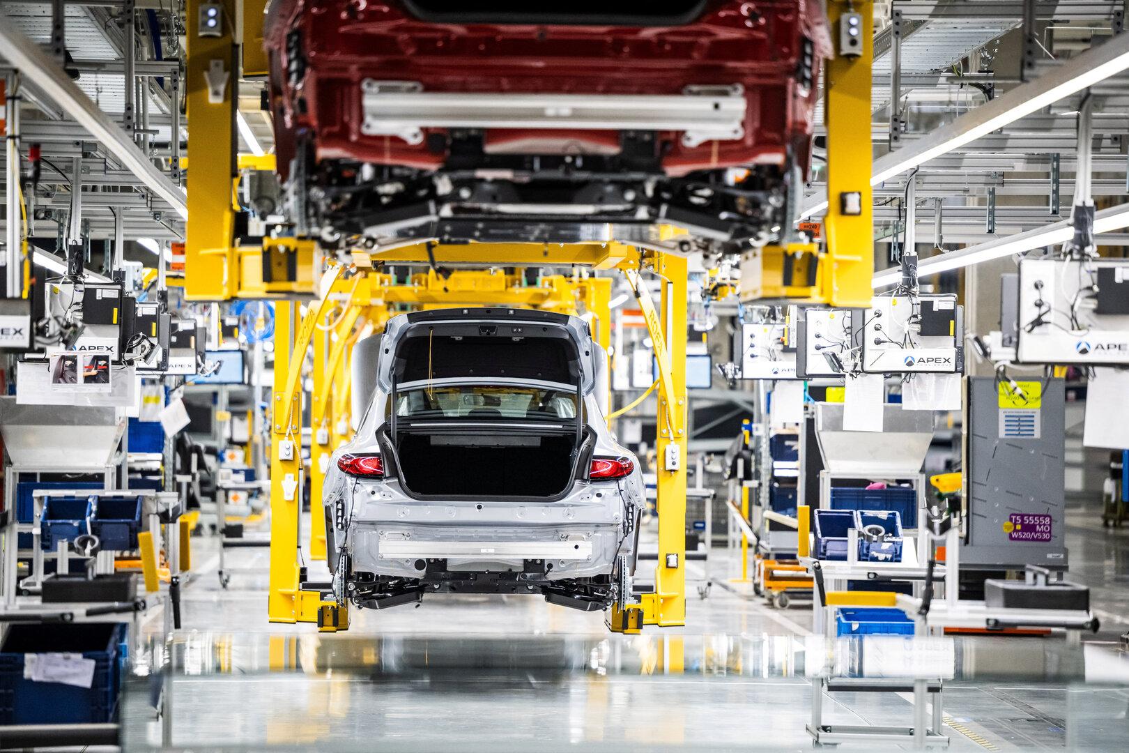 70 Prozent billiger: Autobauer verlagern Produktion nach Ungarn