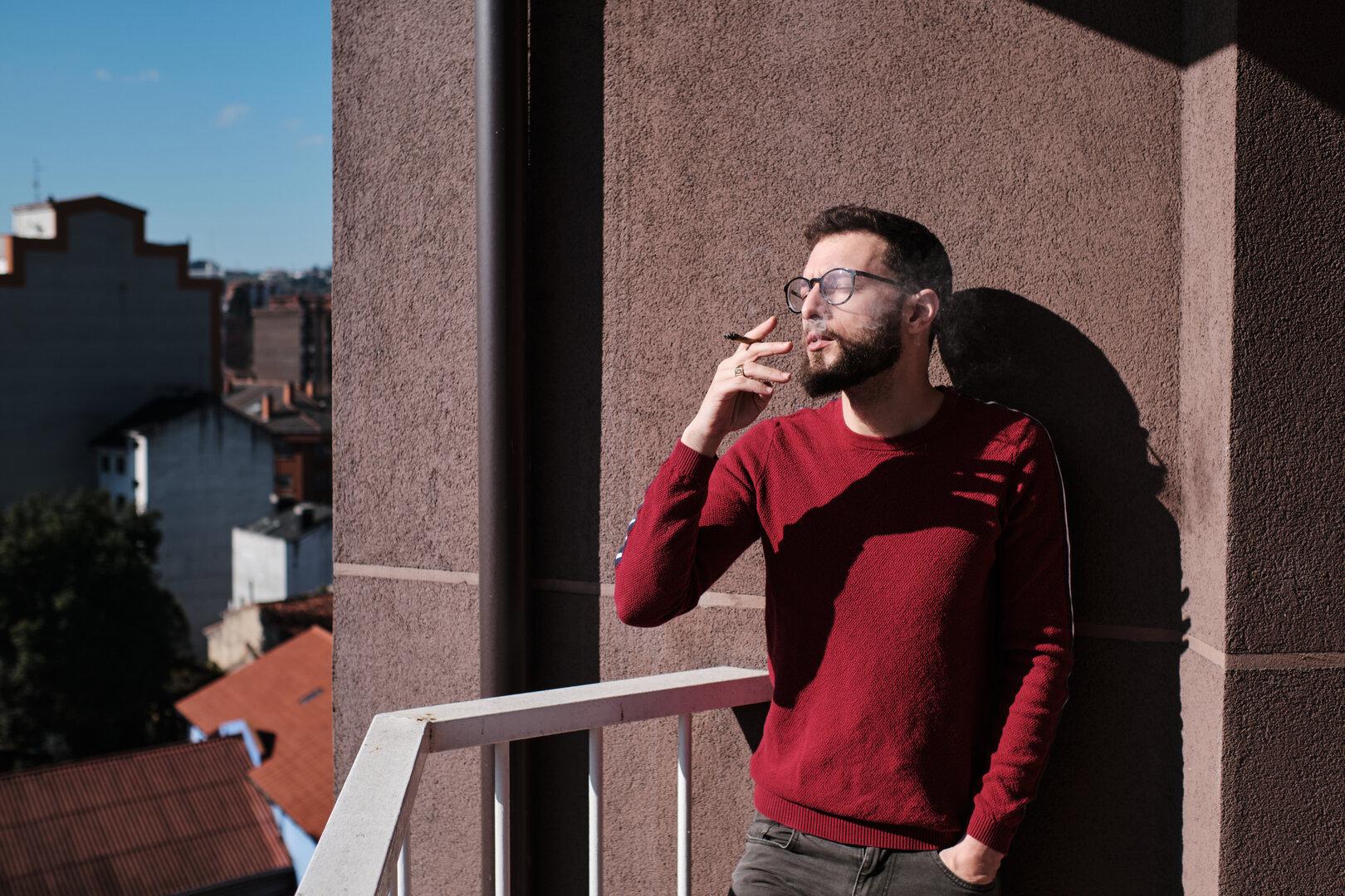 Was tun, wenn der Nachbar ständig am Balkon raucht?