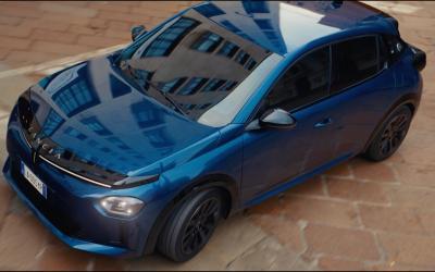 Erste Bilder: So elegant wird der neue Lancia Ypsilon | Kurier